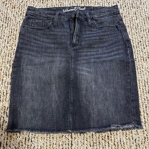 Universal Thread Black Denim Mini Skirt | Size 6
